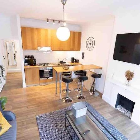Lovely 2 Bedroom Apartment In Chelsea Sw3 Λονδίνο Εξωτερικό φωτογραφία
