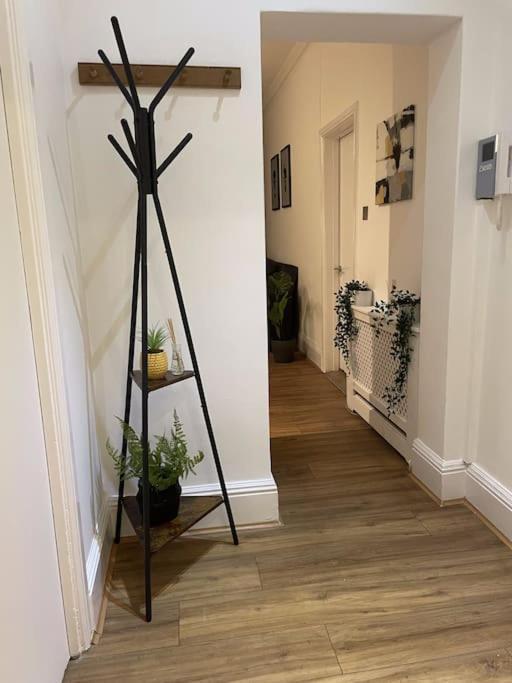 Lovely 2 Bedroom Apartment In Chelsea Sw3 Λονδίνο Εξωτερικό φωτογραφία