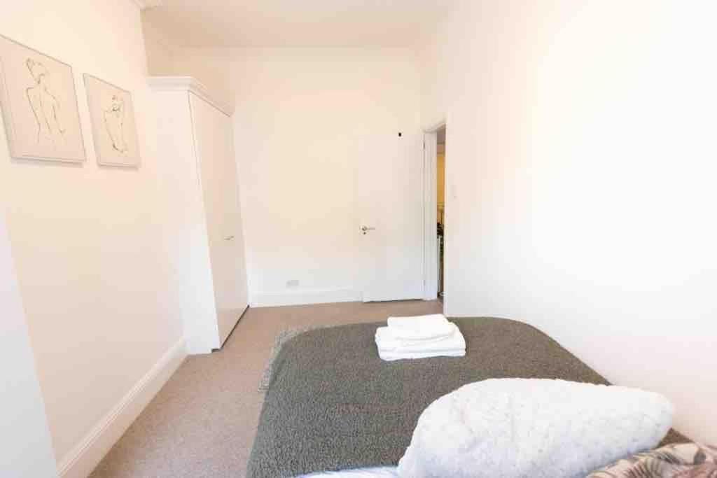 Lovely 2 Bedroom Apartment In Chelsea Sw3 Λονδίνο Εξωτερικό φωτογραφία